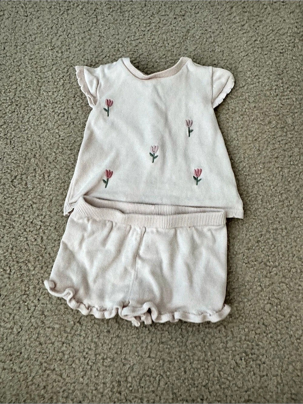 Carter's Floral Baby Set Pink 18M Like New